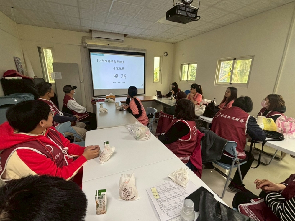 114.11.28月例會暨團督會議